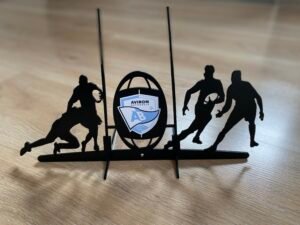 Scénette Rugby Métal Personnalisée – Plaquage & Départ Ballon