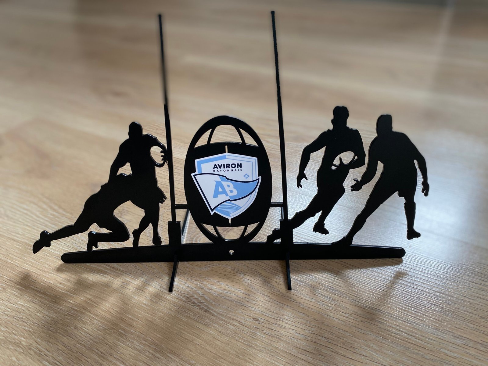 Scénette Rugby Métal Personnalisée – Plaquage & Départ Ballon – Image 6